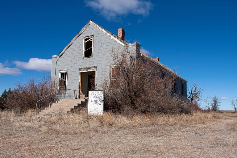 "homeowner receiving foreclosure notice"