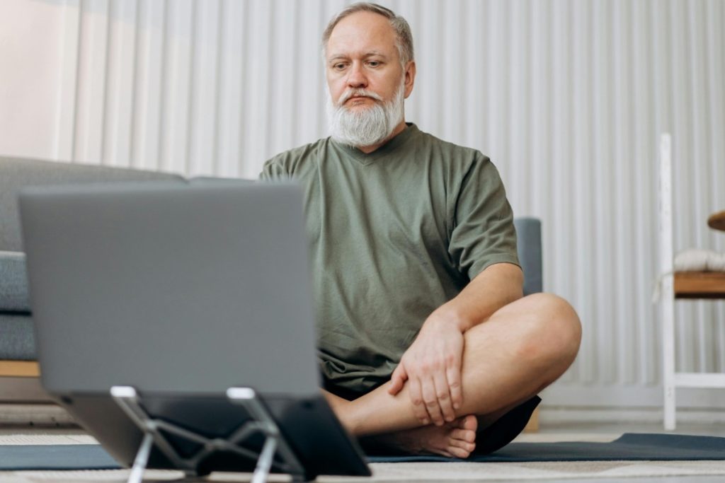 industry super vs SMSF advantages and disadvantages