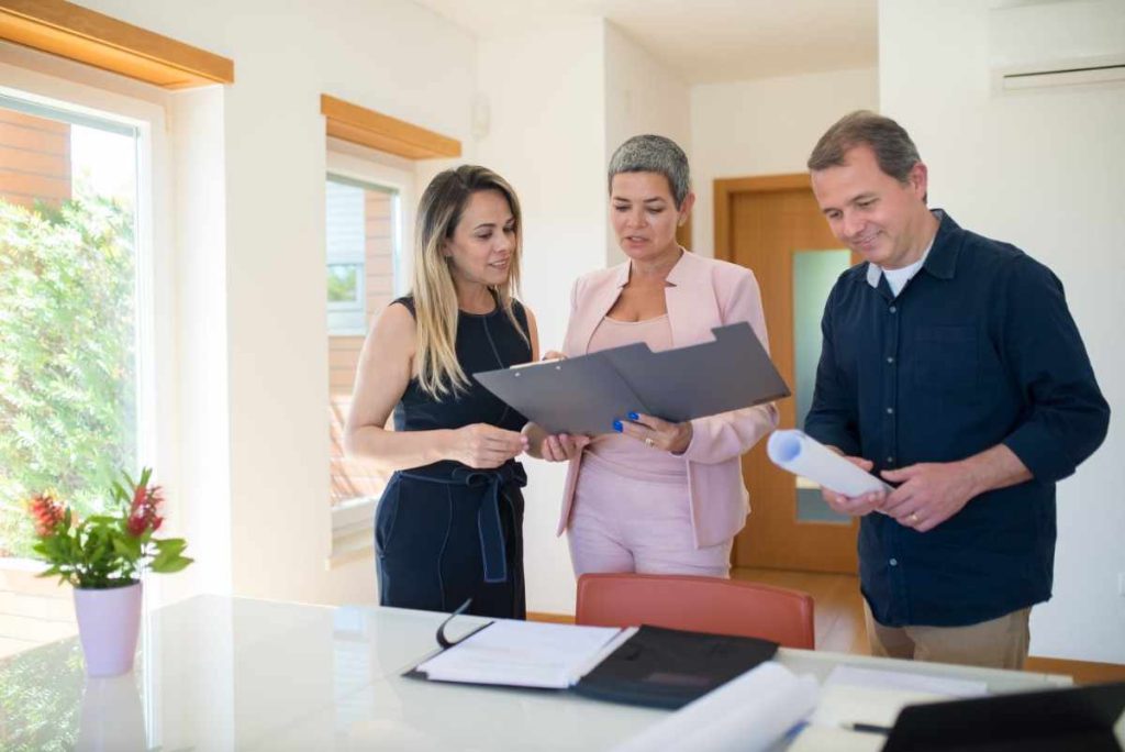 What happens when you pay a home loan late